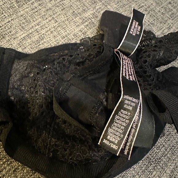 Victoria's Secret LOT 36D/36DD/ Large - Picture 3 of 16